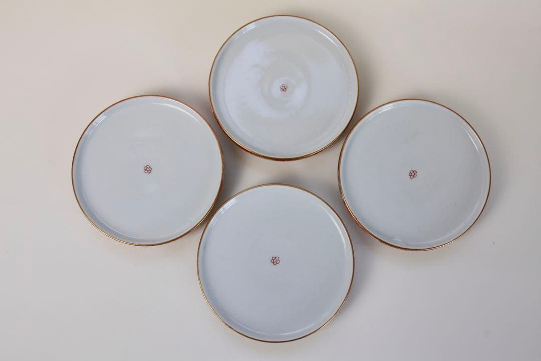 九谷焼 栄喜堂 赤絵 金彩 色絵 茶道具 九谷 和食器 茶碗４個　器　6-5