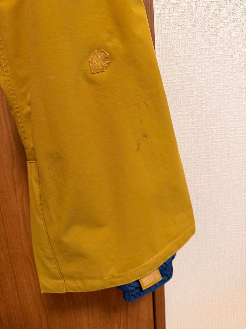 REW イエロースノーボードパンツ
