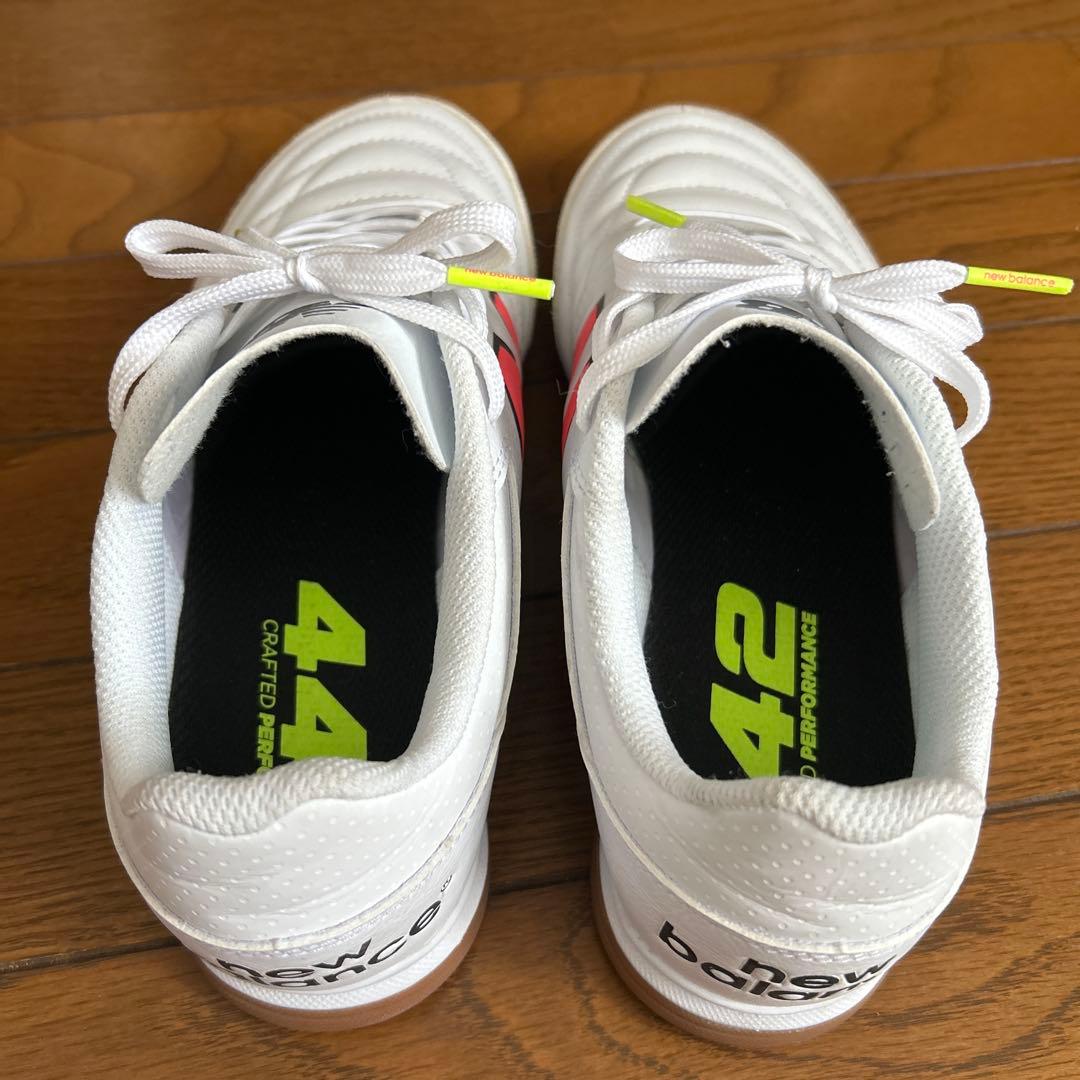 New Balance 442 フットサルシューズ ホワイト/ピンク