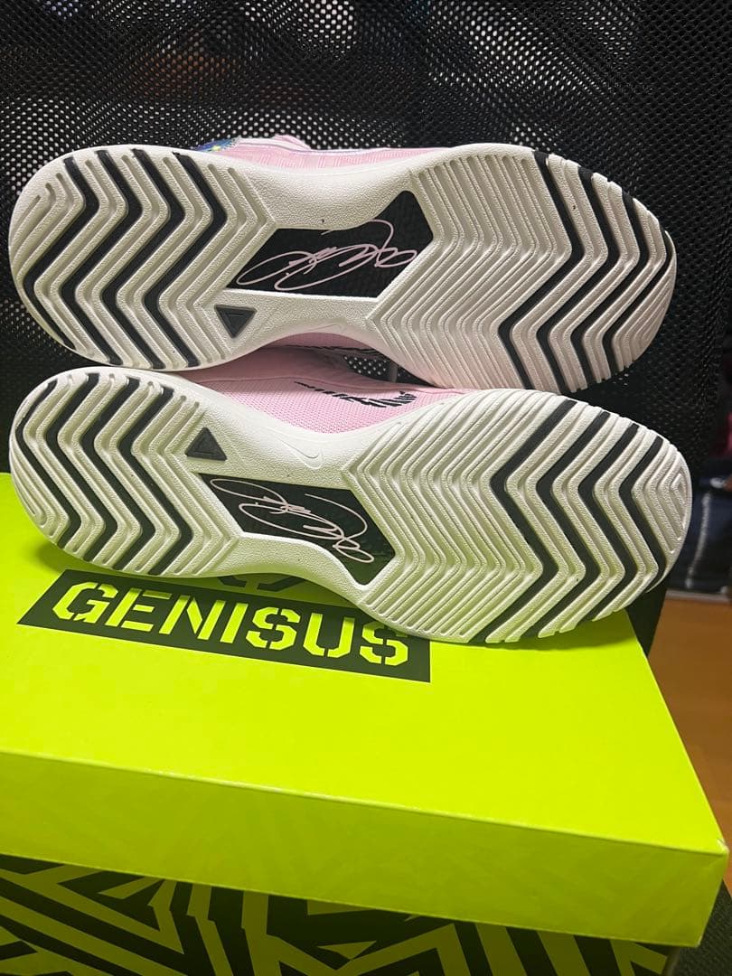 シューズ(男性用) LeBron NXXT Genisus EP HF0711