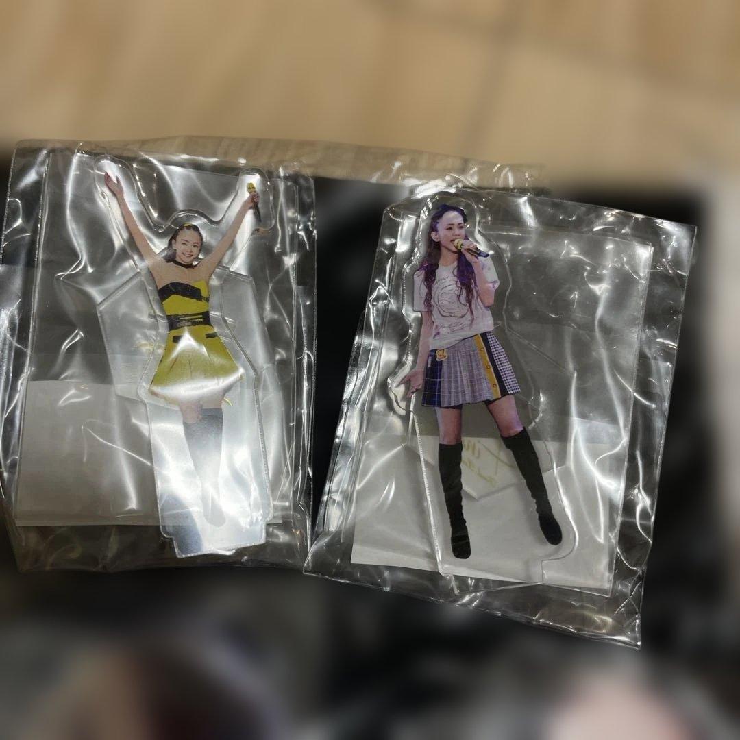 新品❣️LIVE 安室奈美恵Tシャツとフィギュアセット