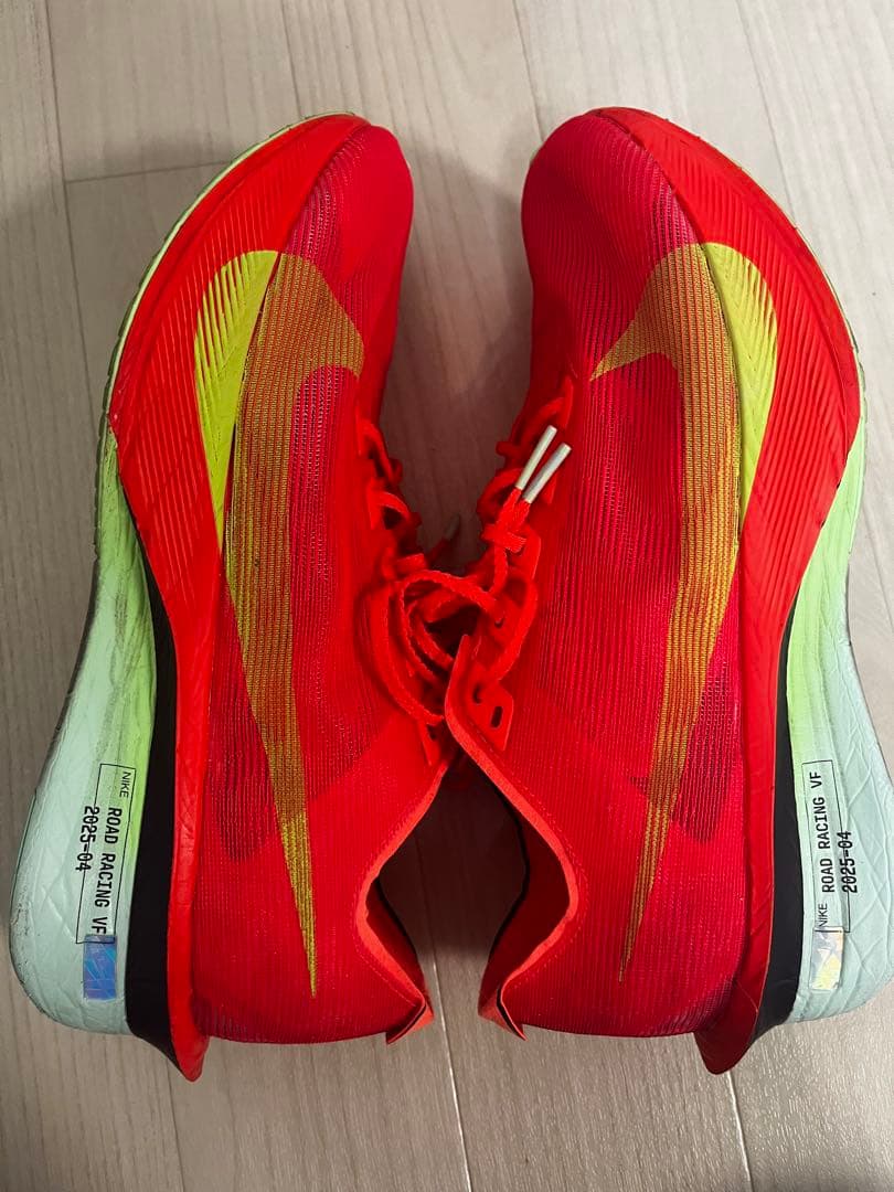 27.5cm NIKE ランニング シューズ ヴェイパーフライ 4