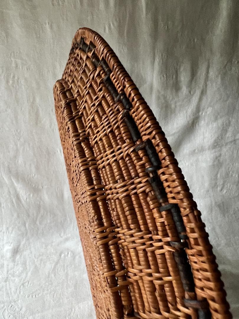 アタ製品　大判トレイ　幾何学模様　径約48cm