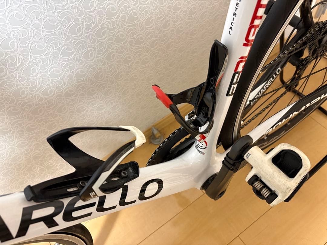 ピナレロPinarello FP QUATTRO Carbonサイコン　付き