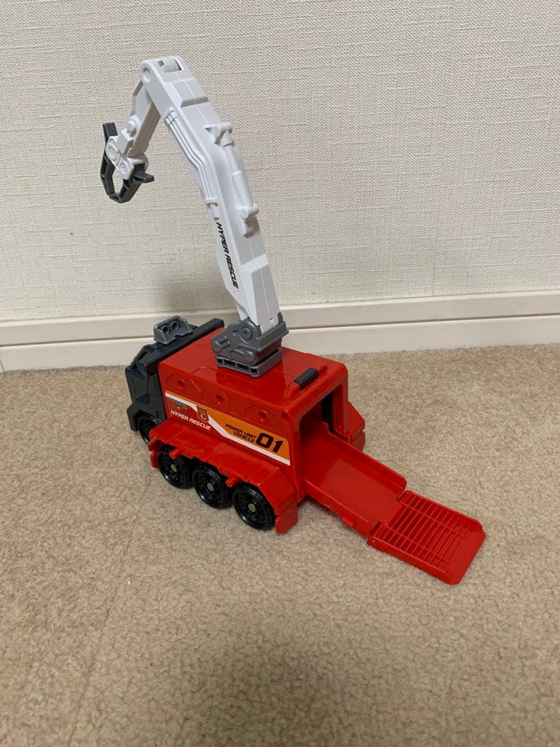 トミカ　ハイパーレスキュー0 01