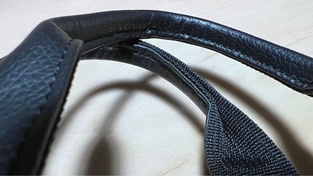 ヴィトゥエルブ　V2 ロゴ入り ブラック ラウンドトートバッグ