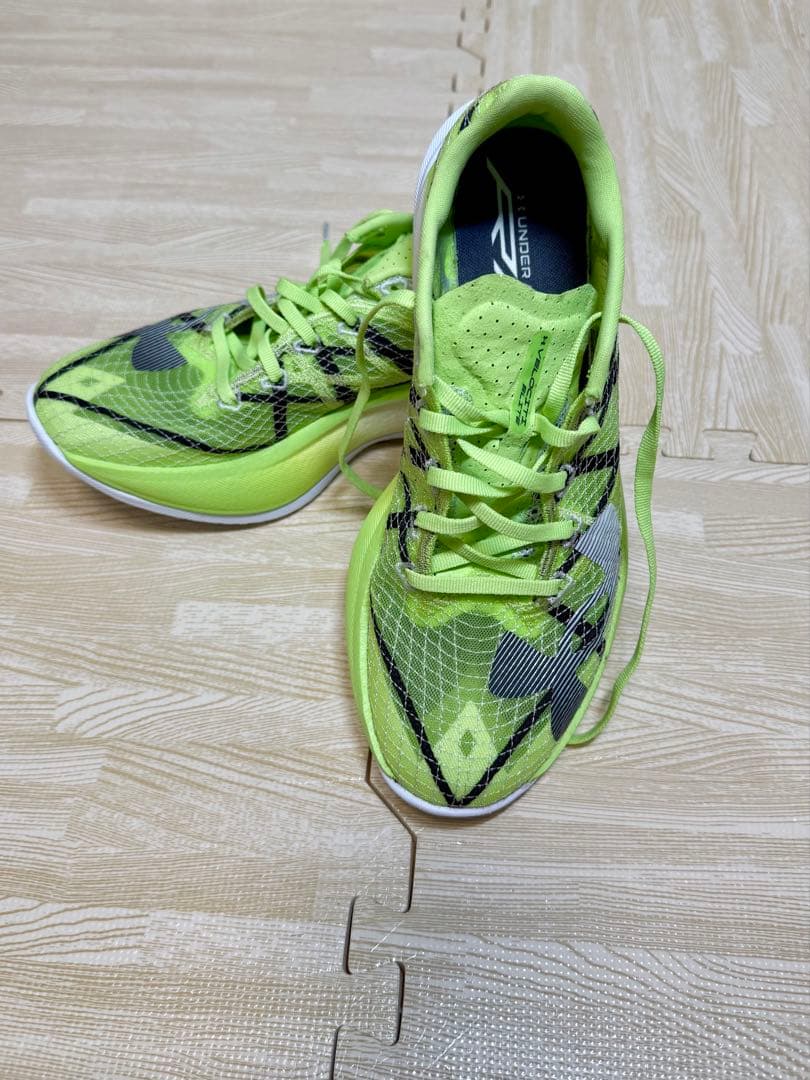 Under Armour ベロシティエリート2【25.5㎝】 厚底　カーボン