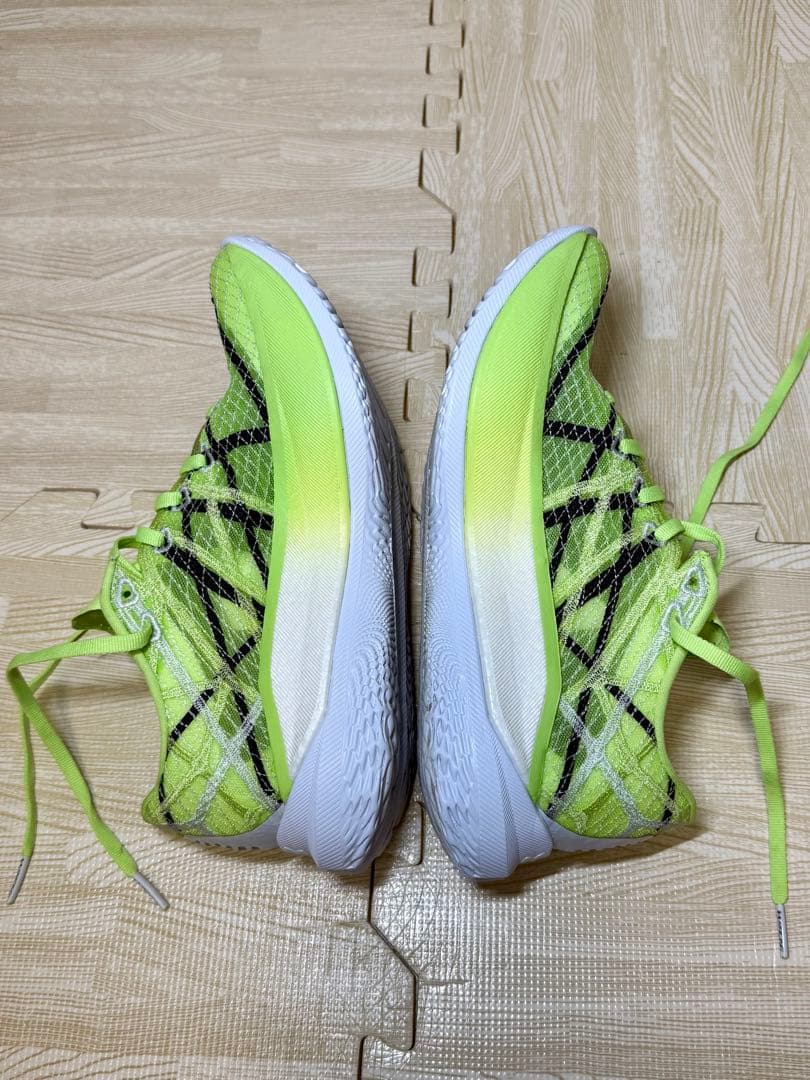 Under Armour ベロシティエリート2【25.5㎝】 厚底　カーボン