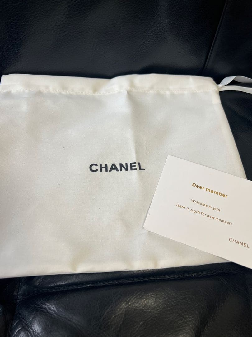 CHANEL ホワイトキルティングバック