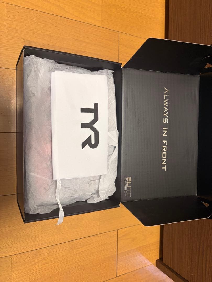 【新品未使用品】TYR ELITE CARBON Dorothy US9.0