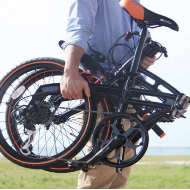 お洒落に街を走っていますか？？20インチ 折りたたみ自転車 ★