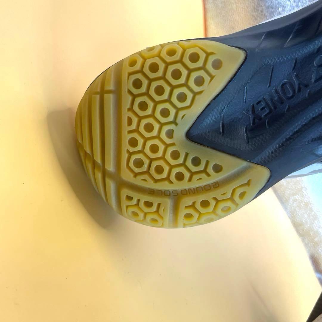 Yonex SHB-65X バドミントンシューズ ホワイト　ブラック　27.5