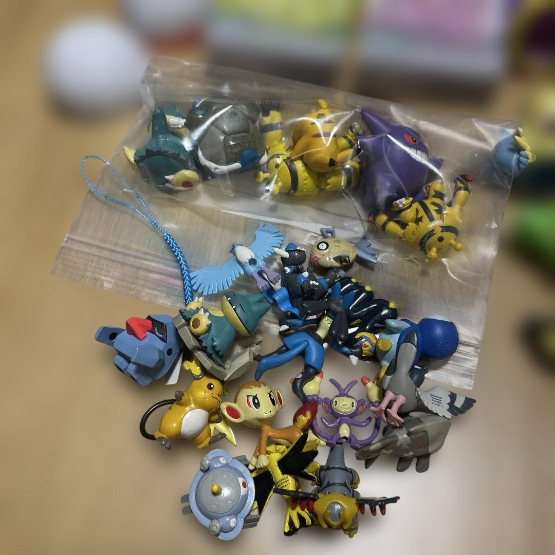 ポケモン指人形、フィギュアなど約100体セット