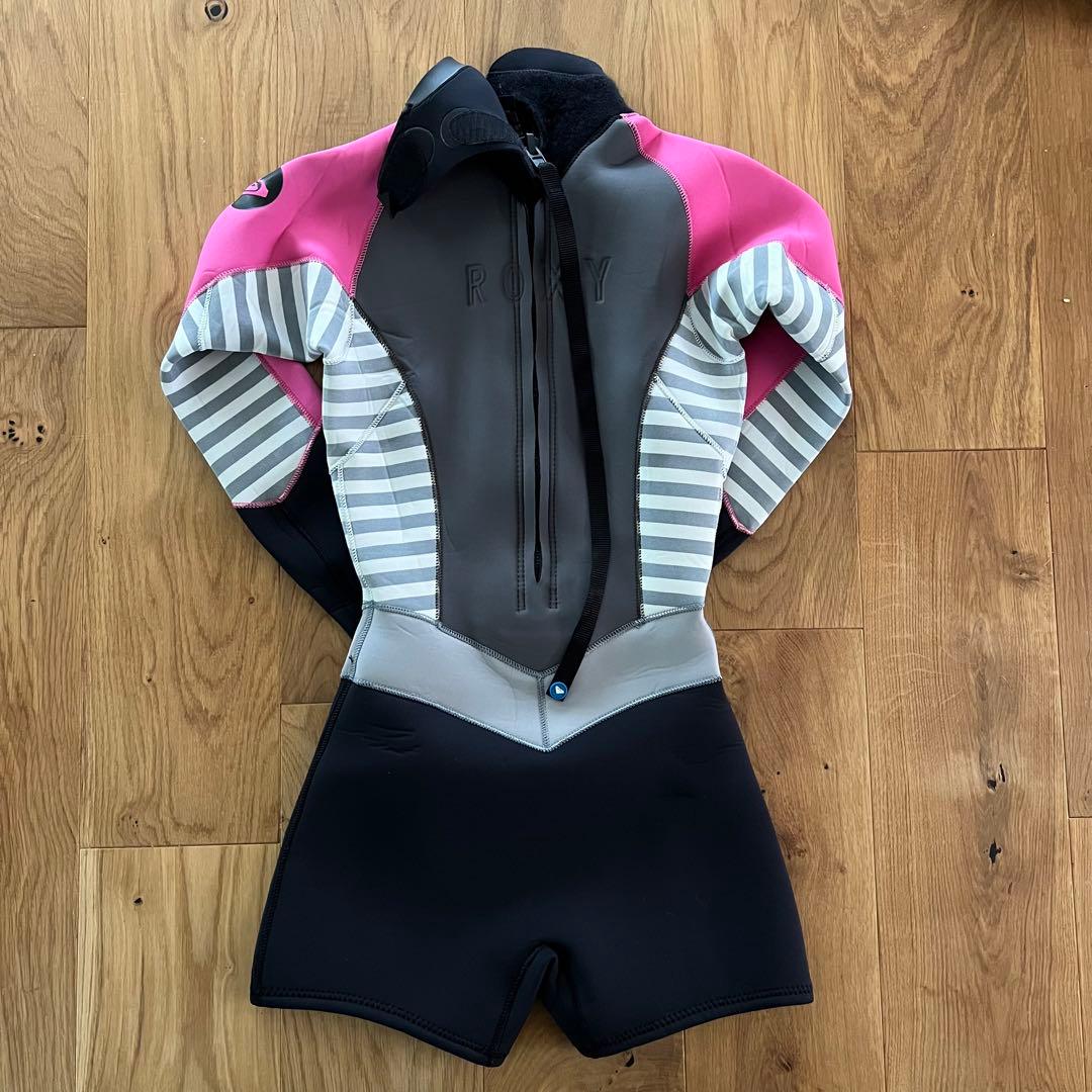 ロキシー　ウェットスーツ　roxy