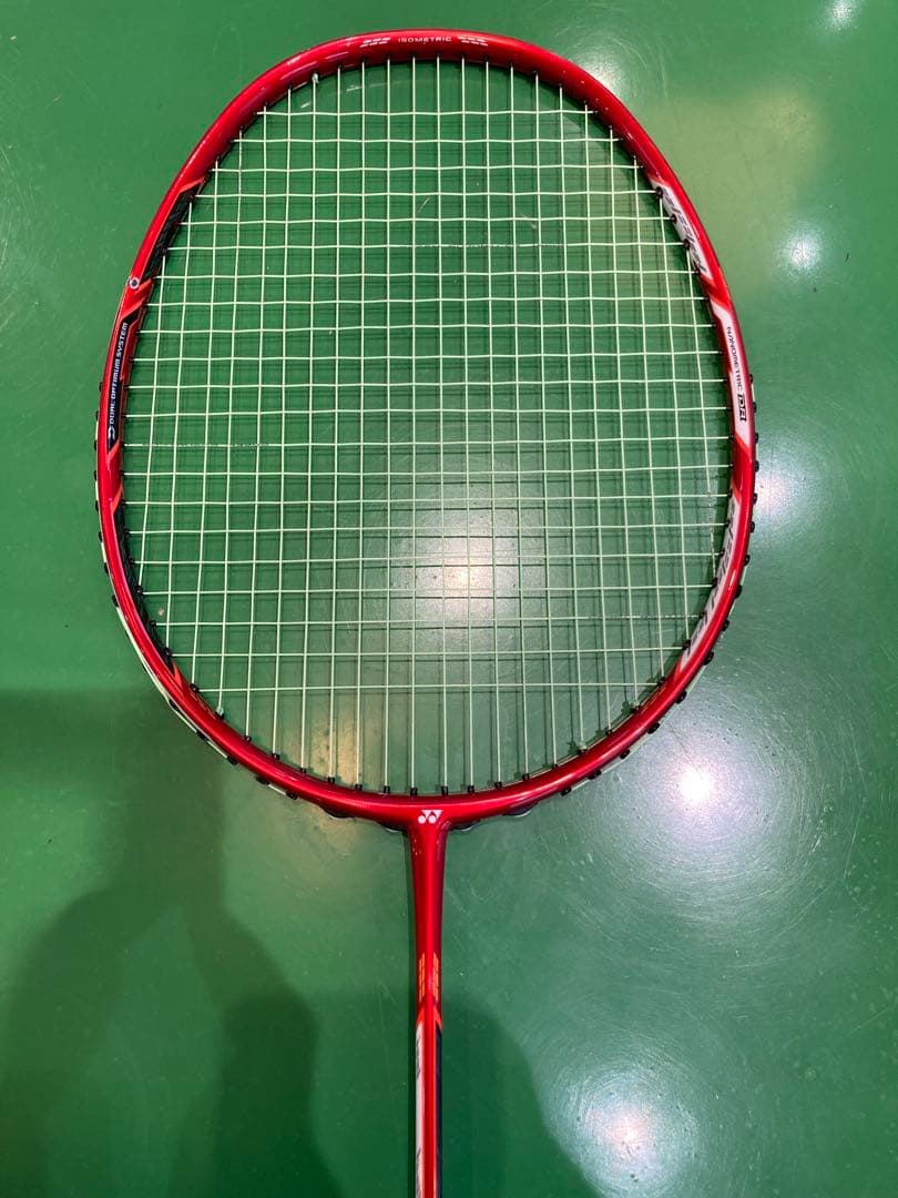 YONEX ヨネックスバドミントンラケット デュオラ7 DUORA 7 赤色‼︎