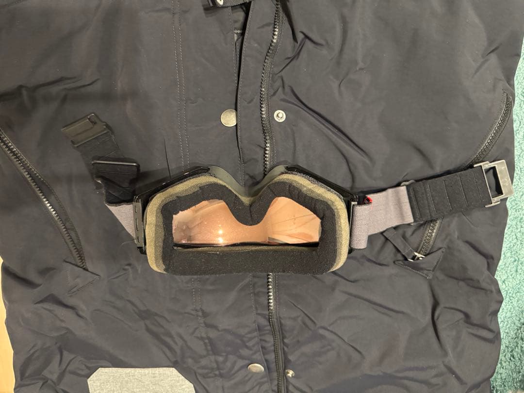 Burton The White Collection Mサイズ　スノボ　ウェア