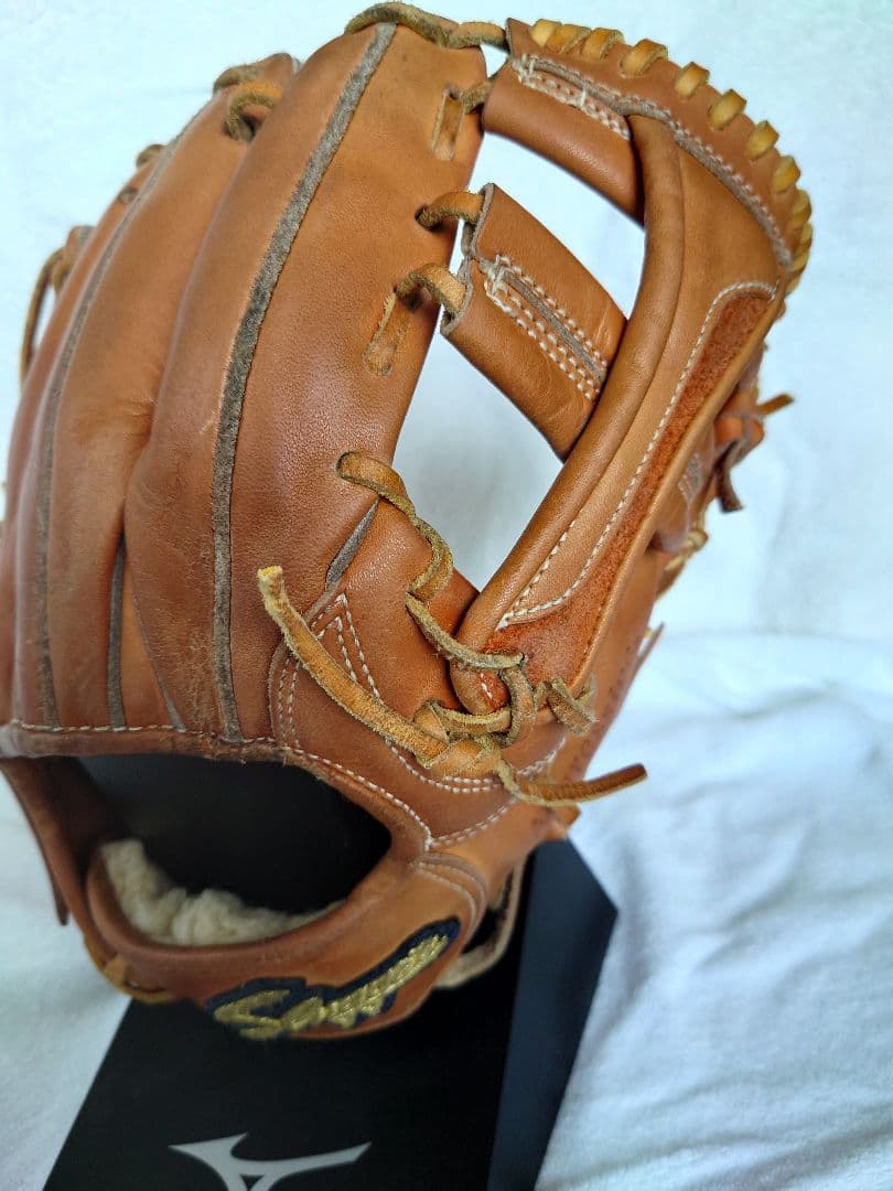 スラッガー　硬式内野手　グローブ
