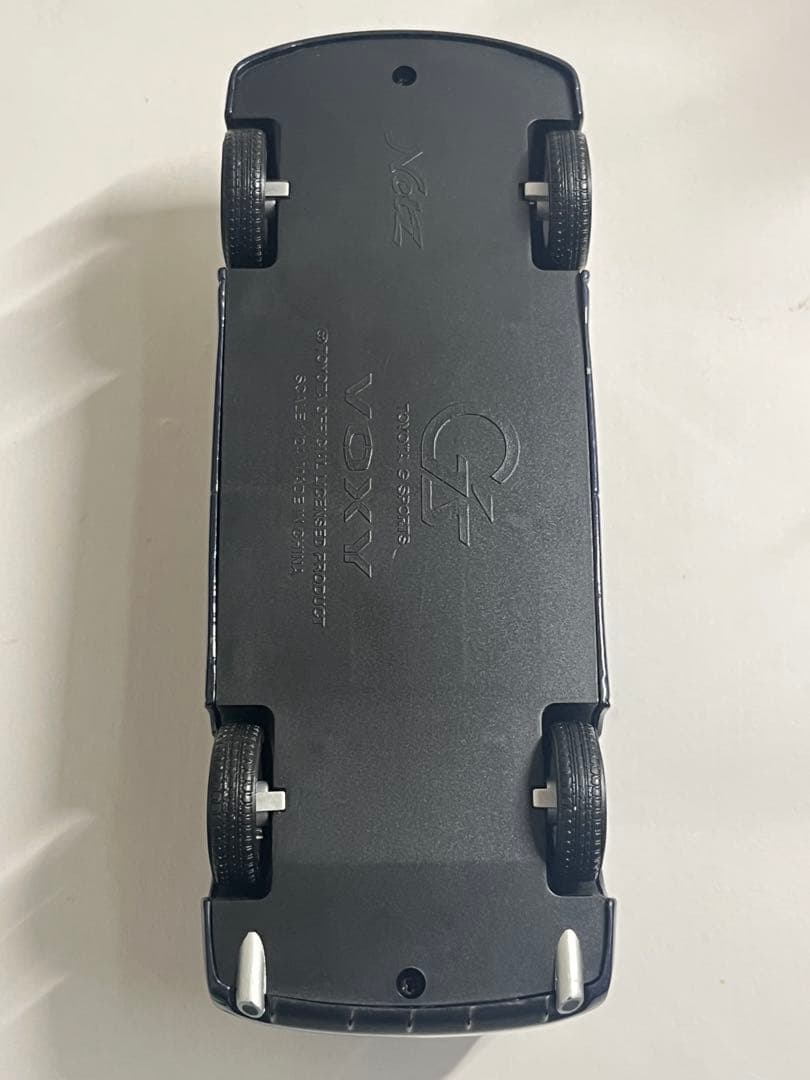 非売品　トヨタ　70　VOXY　ヴォクシー　G's 　カラーサンプル　ミニカー
