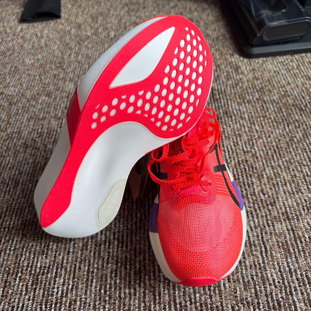 ASICS メタスピード　スカイTOKYO 25cm