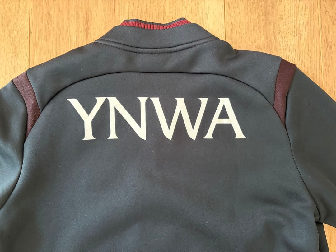 リヴァプール 125周年 BETVICTOR ジャケット L 黒×赤 YNWA