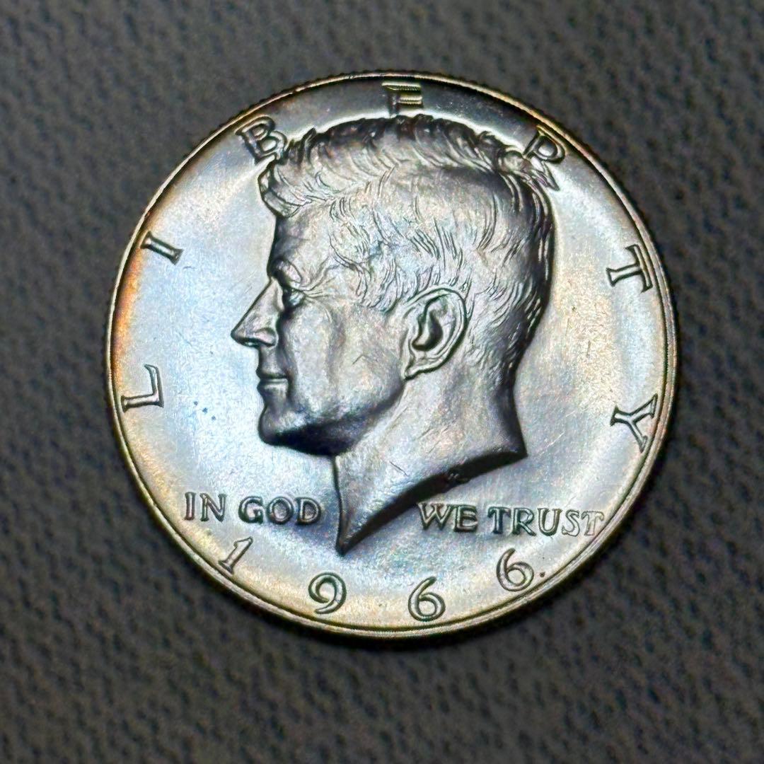 アメリカ 1966年　ケネディハーフ銀貨