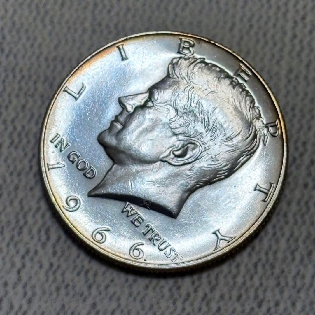 アメリカ 1966年　ケネディハーフ銀貨