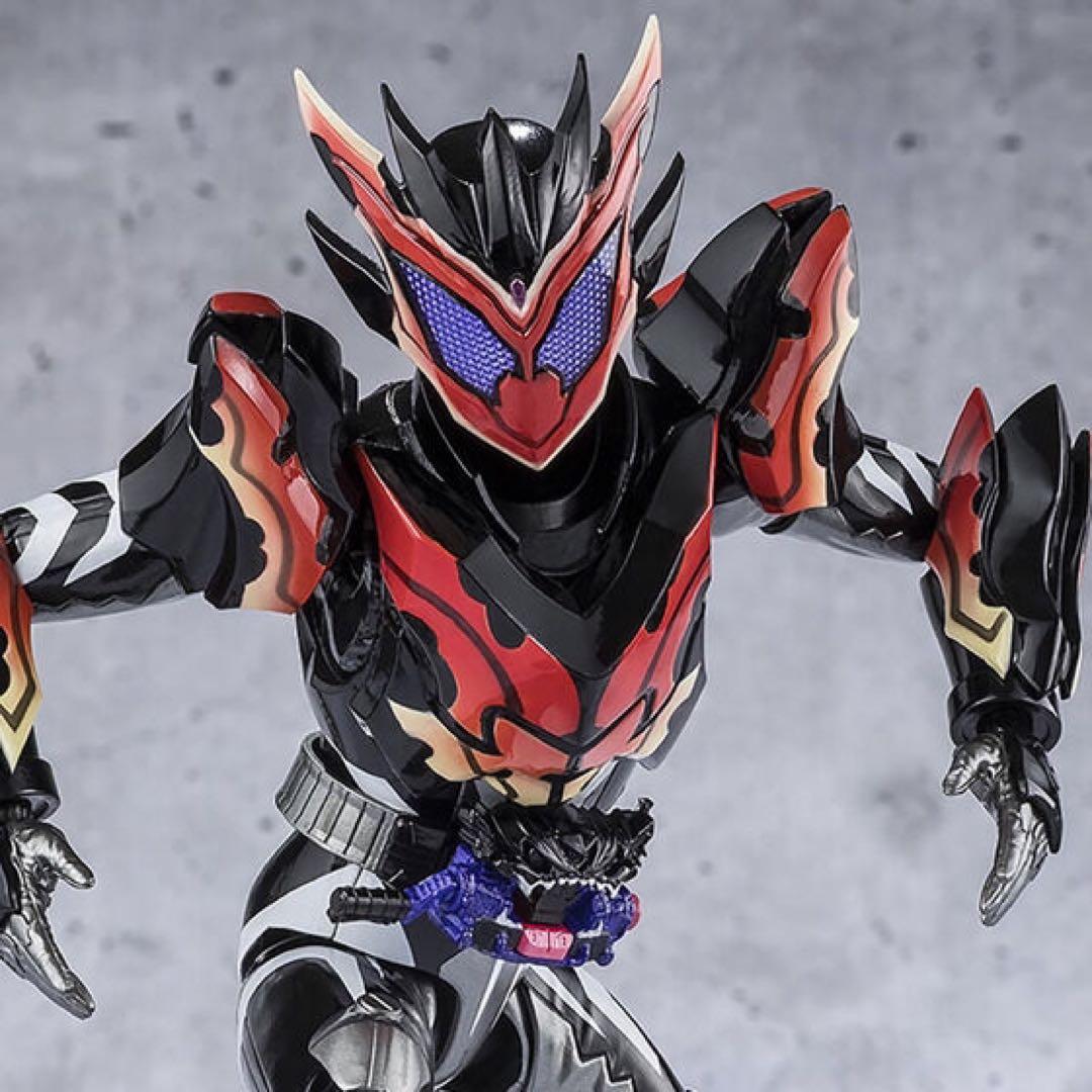 S.H.Figuarts 仮面ライダービターガヴ　スパーキングミフォーム