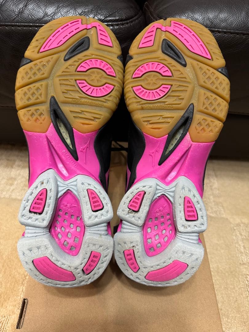 Mizuno Wave Lightning Z 海外限定カラー　26cm