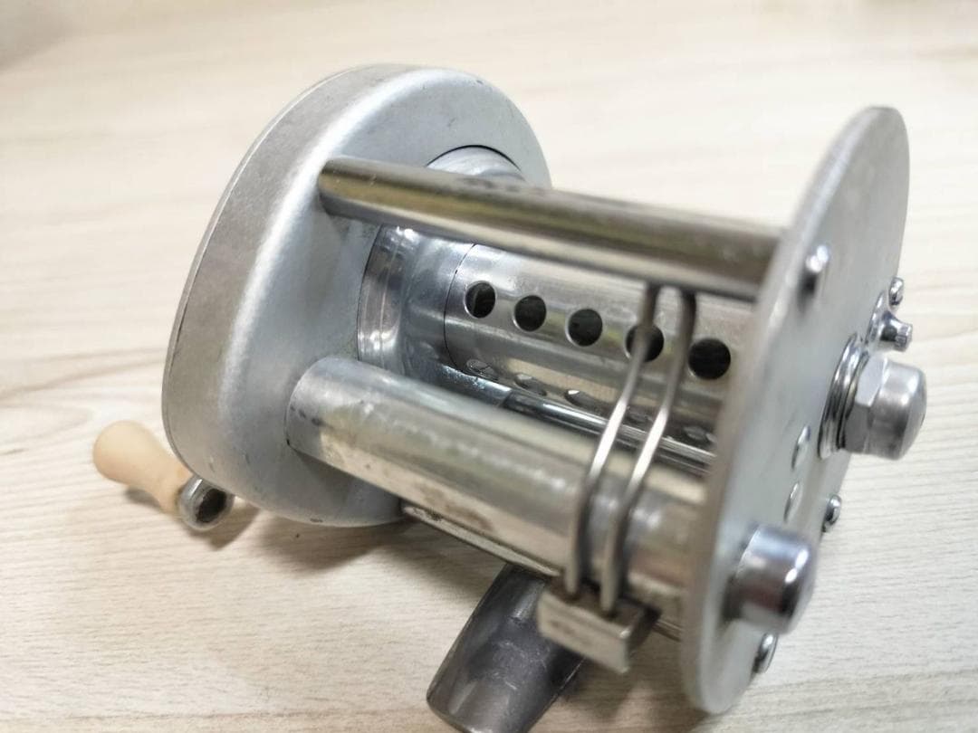 ラングレー　REELCAST MODEL 500　ビンテージリール　 ダイレクト