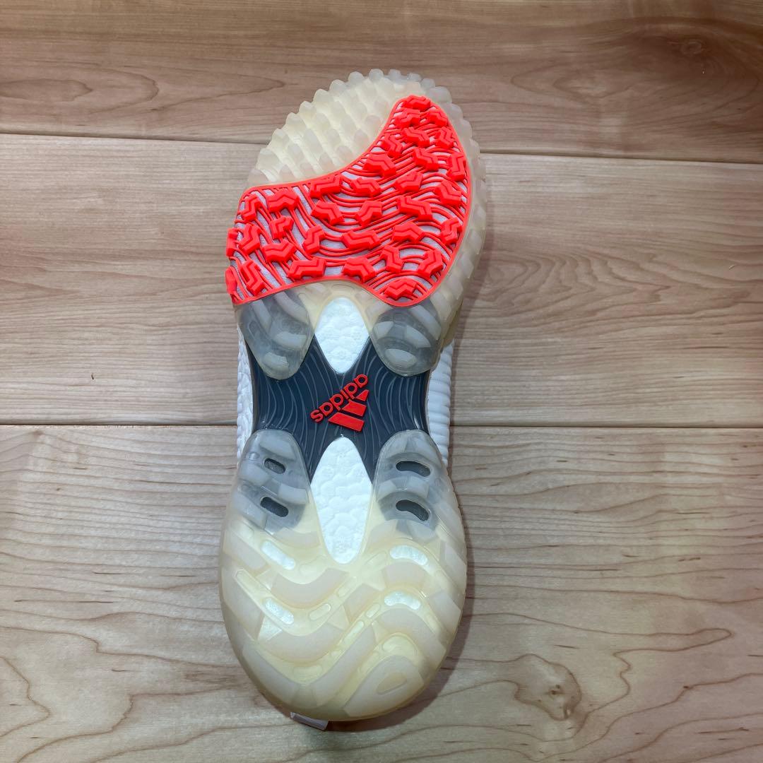 新品未使用タグ付　アディダス　adidas コードカオスEE9012 ホワイト