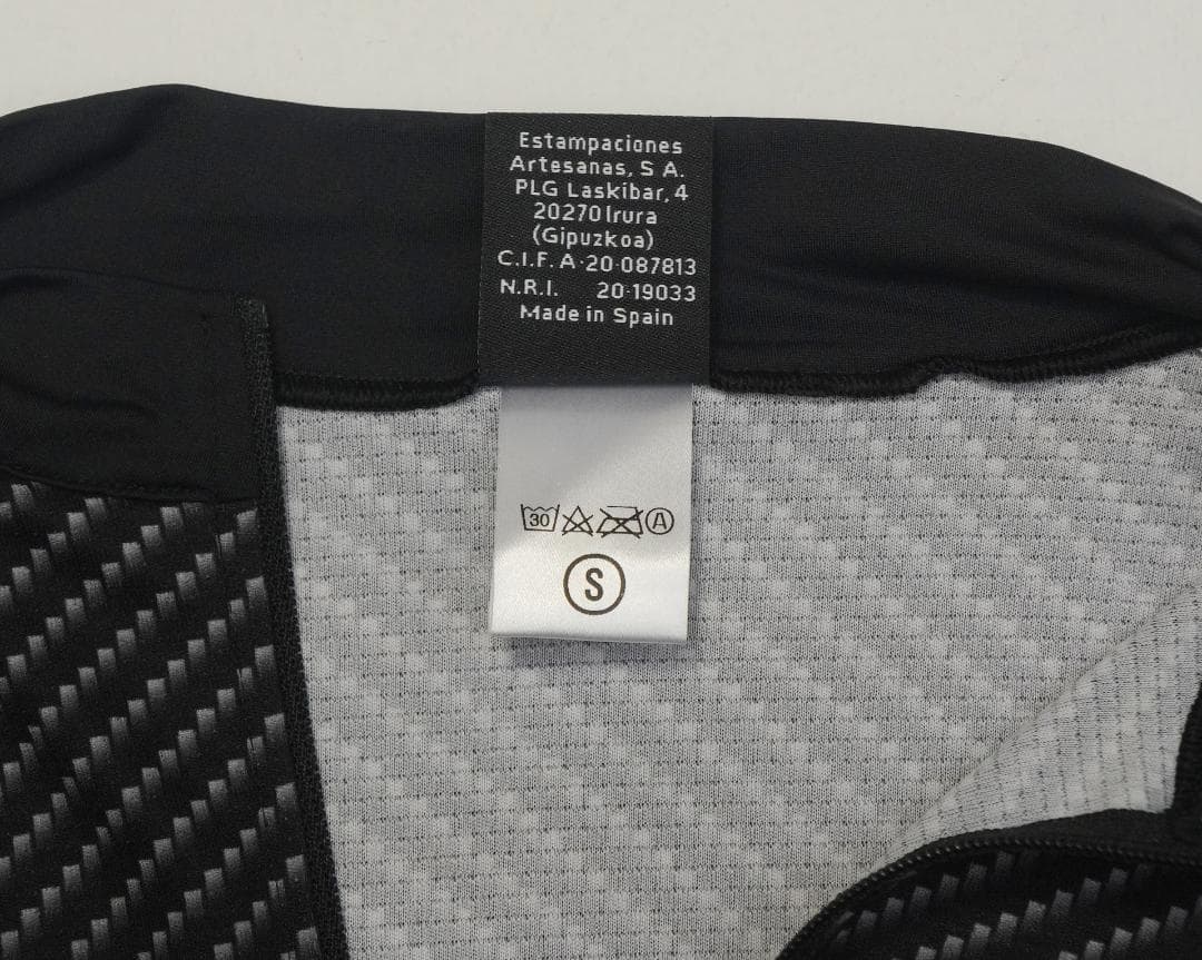 ETXEONDO サイクルジャージ 赤/黒 半袖