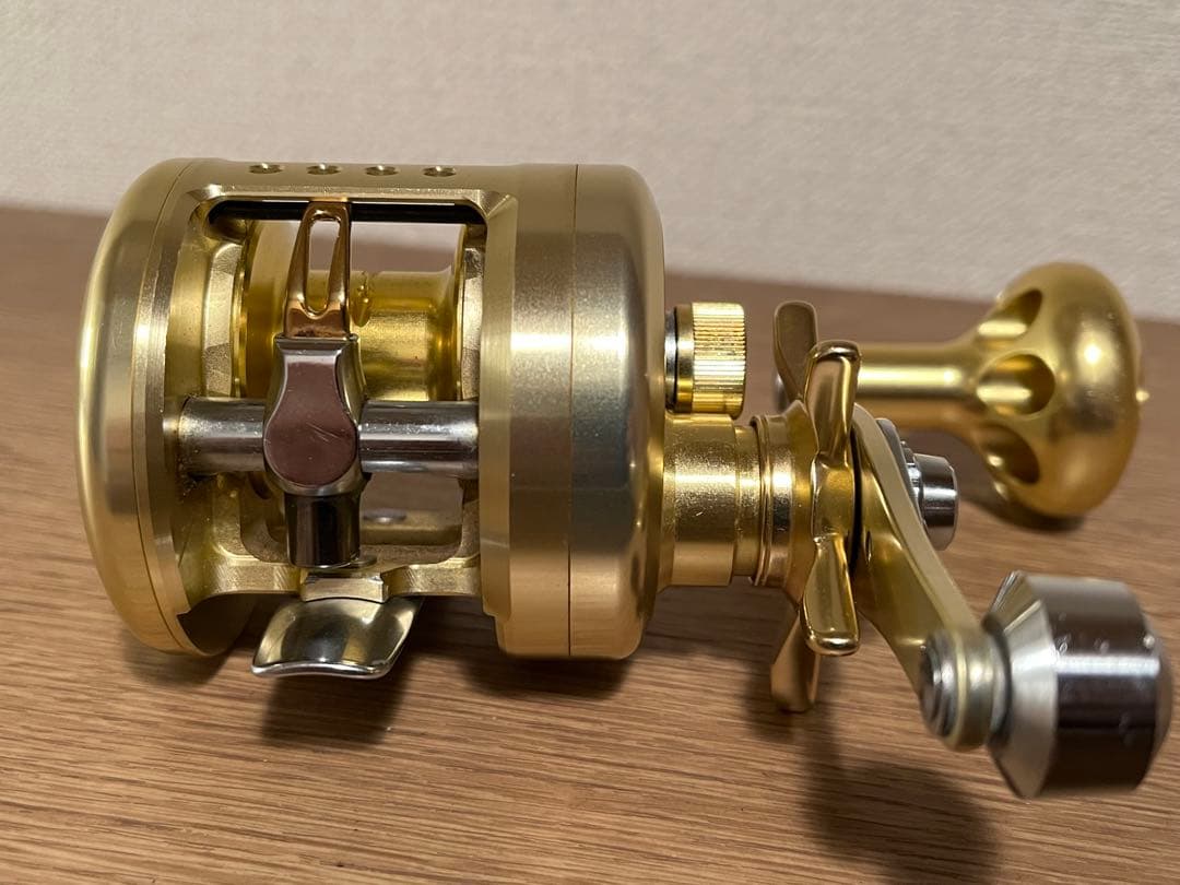 ダイワ リール ミリオネア CV-Z 100SFL＋替えスプール付き