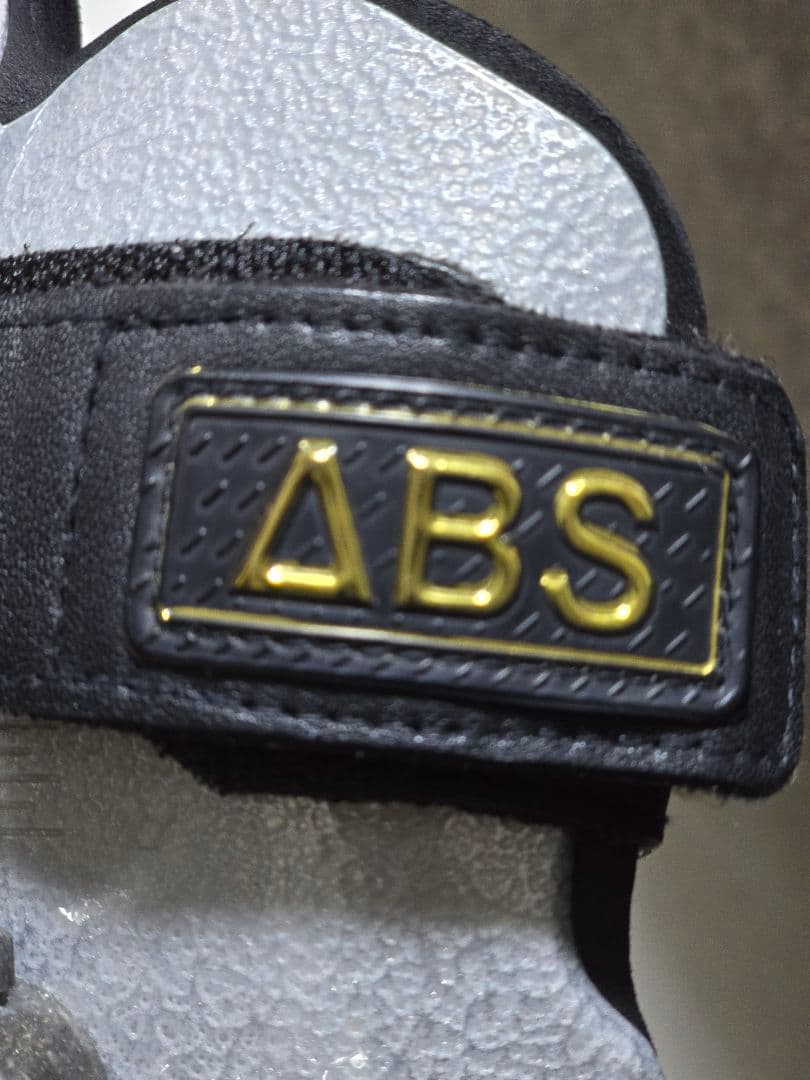 ABS ROBO ボウリング リスタイブラック シルバー　右✋