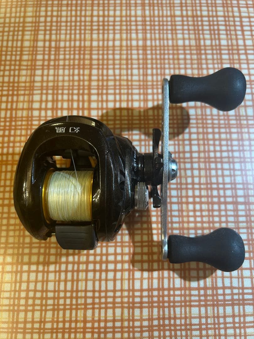 シマノ SHIMANO 幻風300XT とソルティーワンHGのセット