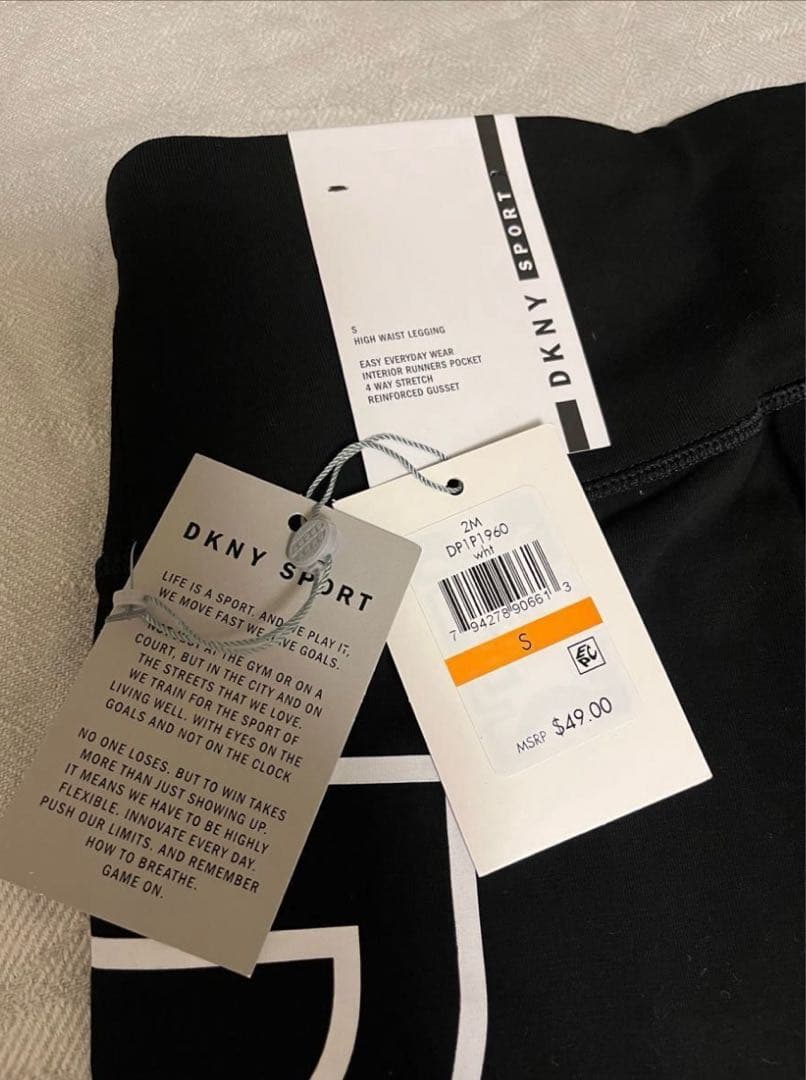 DKNY スポーツウェア セット S 新品タグ付き