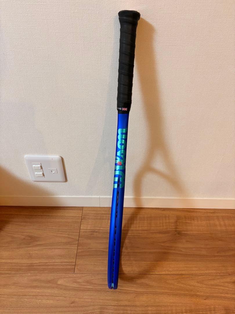 ULTRA100V5 テニスラケット