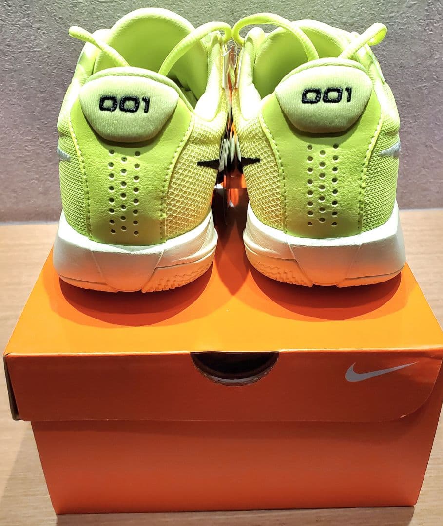 【未使用】NIKE G.T. CUT ACADEMY us9 27.0cm