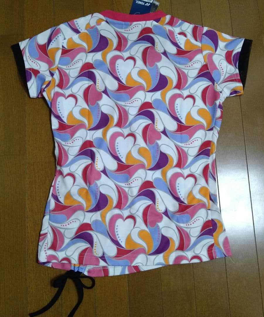 【新品未使用品】YONEX テニスウェア カラフル2点上下セット♪