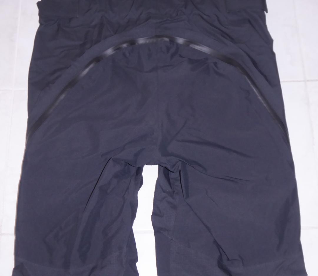 ■未使用品！THE NORTH FACE ハイブリッドシアアイスビブ Lサイズ■