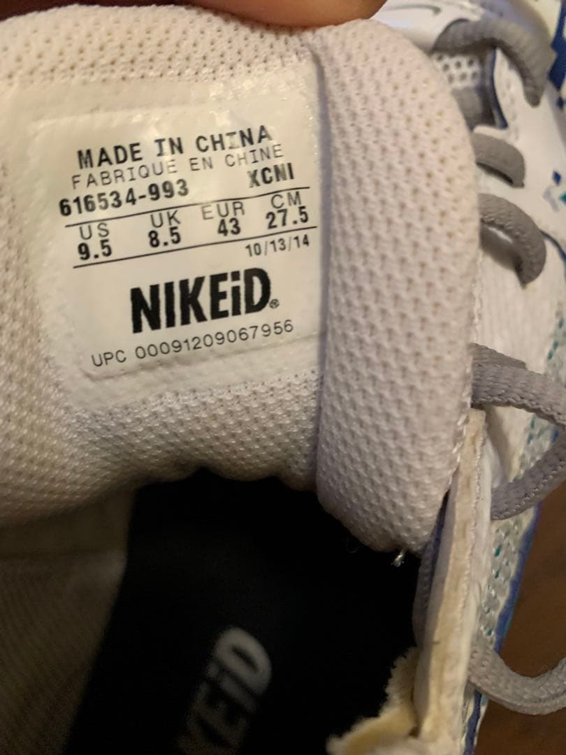 アメリカンフットボール スパイク　Nike