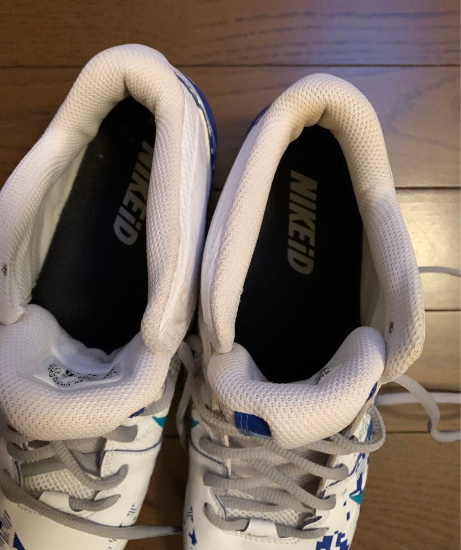 アメリカンフットボール スパイク　Nike
