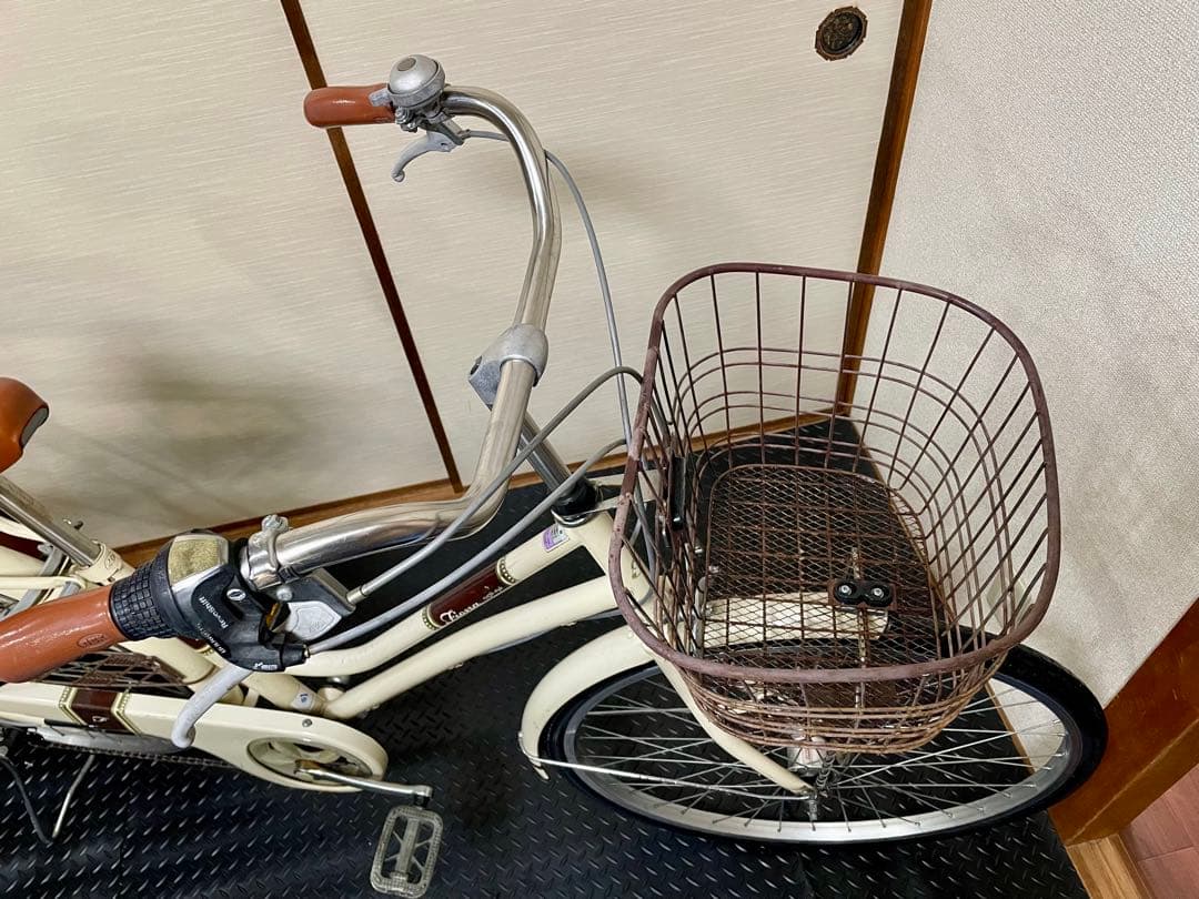 京都引き取り限定【整備済み】26インチ6段オートLEDベージュ