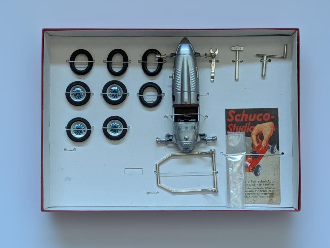 Schuco Studio II ミニカー組み立てキット 新品未使用