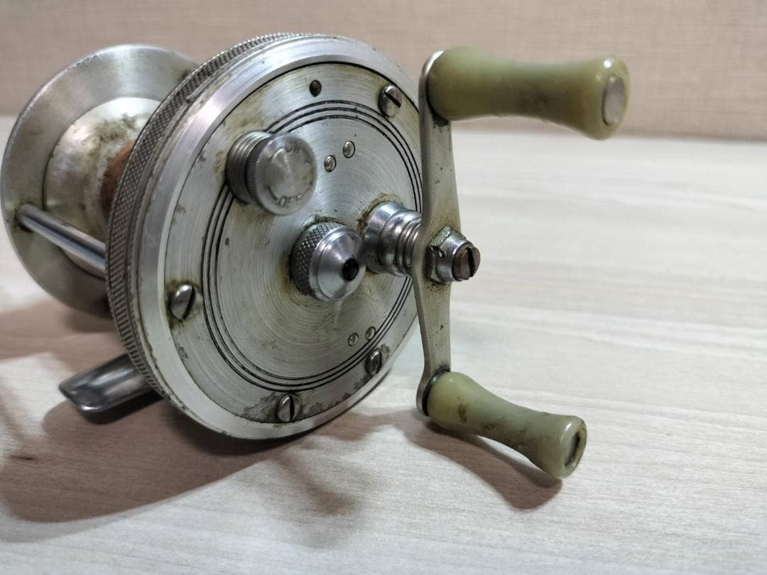 ☆ヘドン　HEDDON PAL P-41 シルバー　ダイレクトリール　ビンテージ