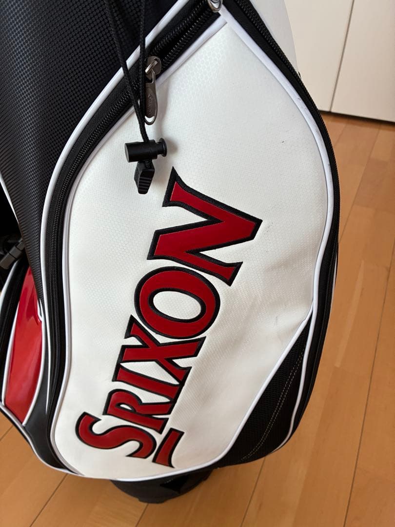 Srixon キャディバッグ 白・黒