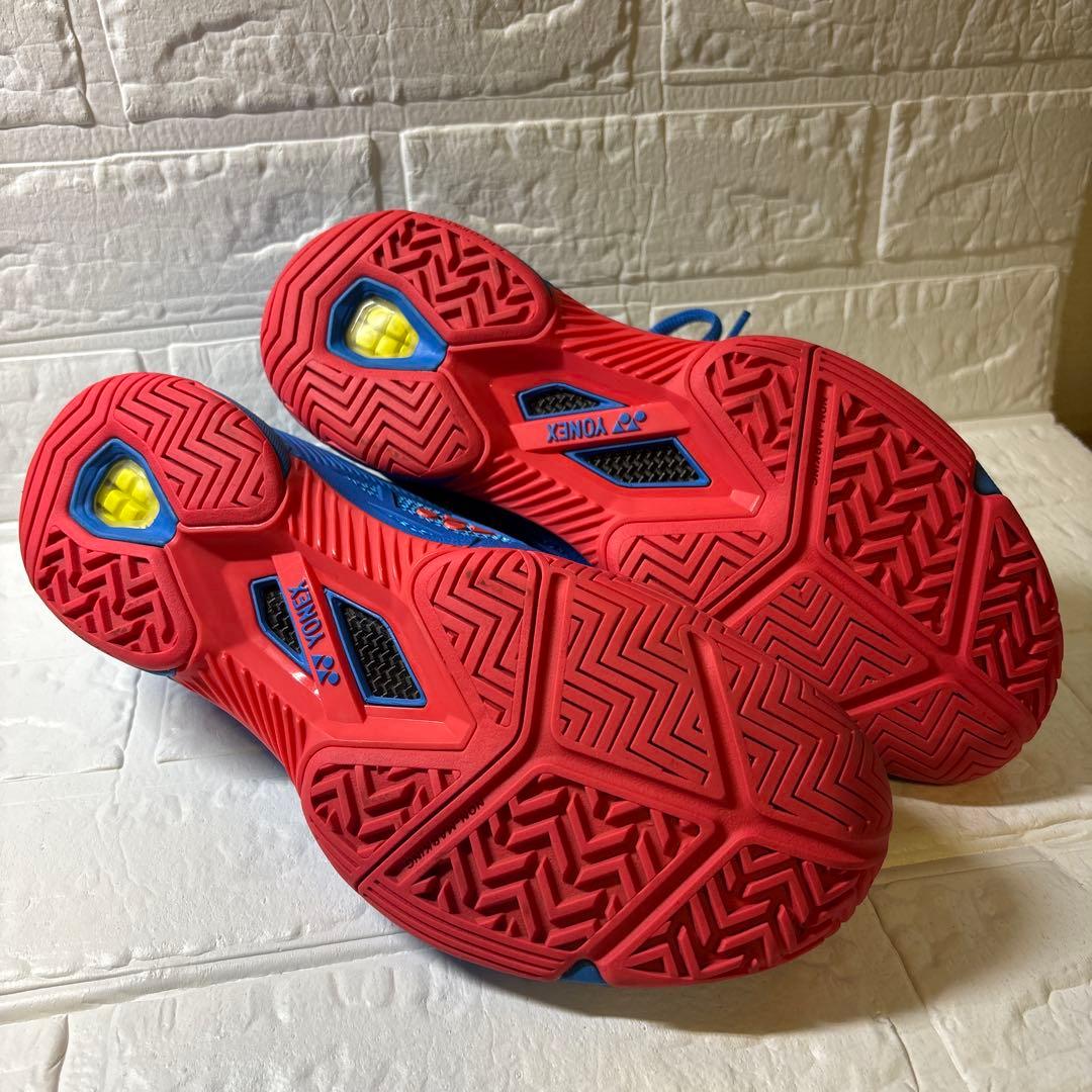 【美品】ヨネックス パワークッション ヒュージョンレブ3 オールコート 25.5