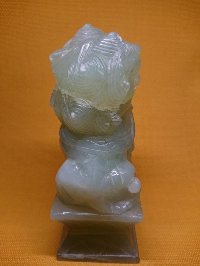 しし　獅子　雕刻　玉石　翡翠　置物　インテリア　工芸品　美術品　A1157