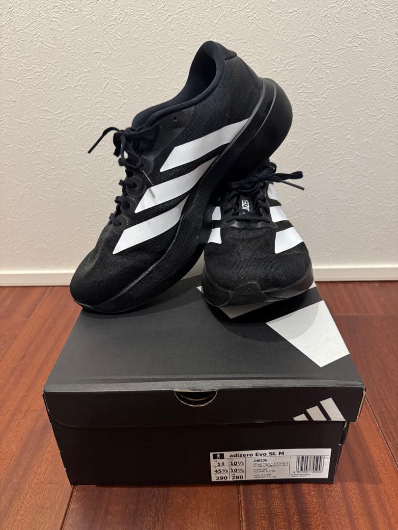 adizero Evo SL M 29.0cm ブラック/ホワイト