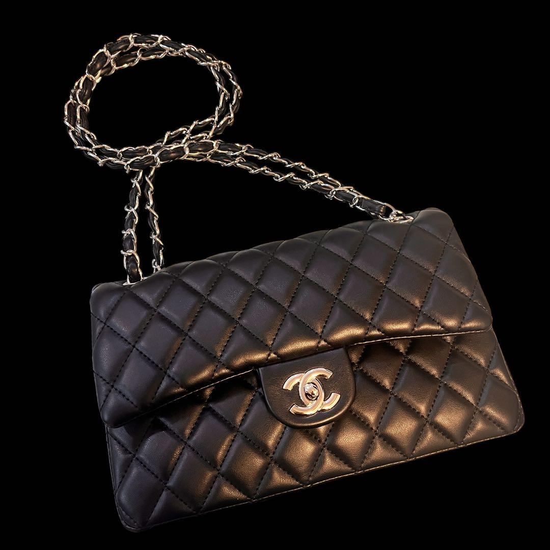 CHANEL ブラックレザー ショルダーバッグ