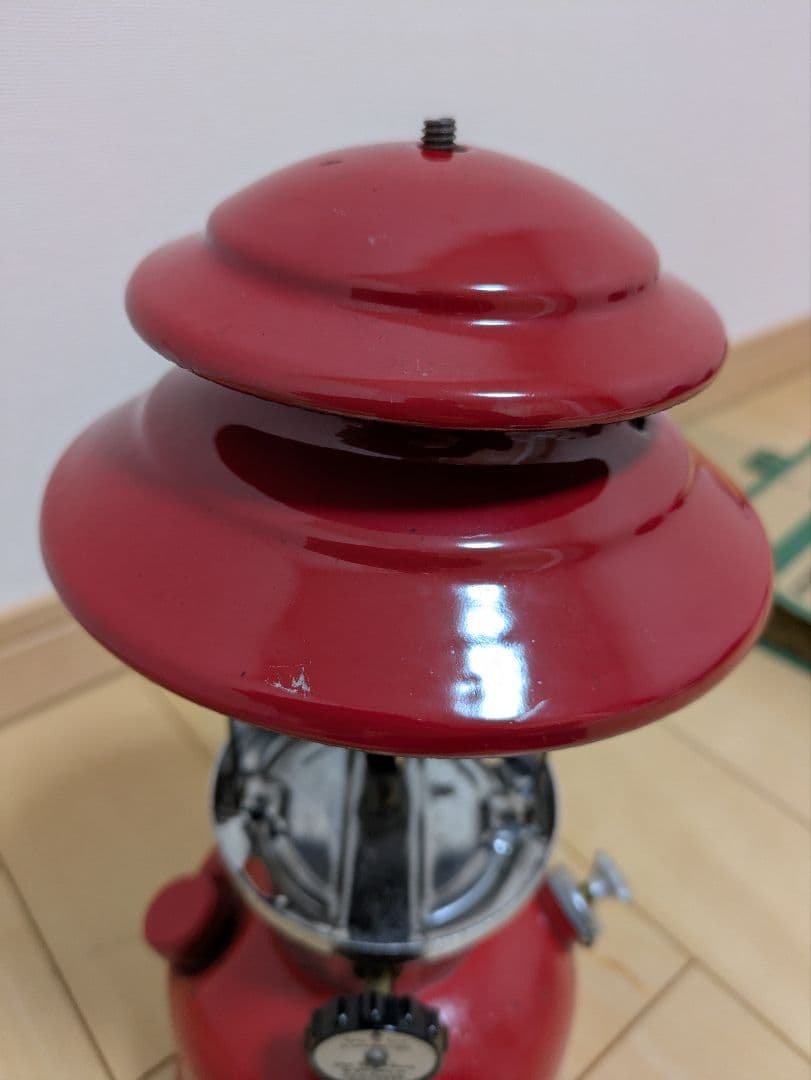 Coleman ガソリンランタン200A レッド